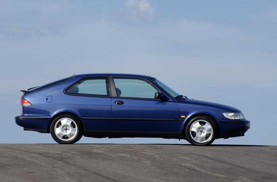  Saab 900 SE Turbo Coupe 1993 года  (фото 13 из 29)